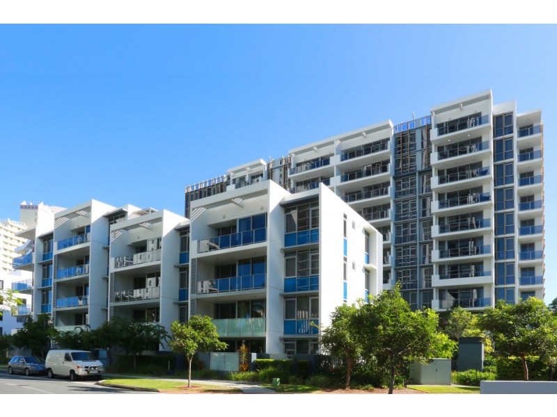 6 Aqua Street, Southport QLD 4215