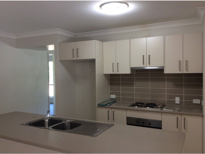 7 Rutherford Circuit, Gilston QLD 4211