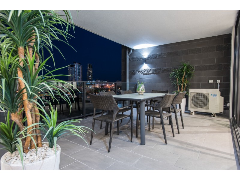 13/87-91 HIgh Street, Southport QLD 4215