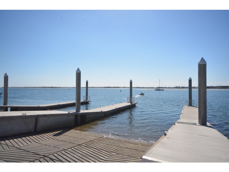 160 Turpin Road, Labrador QLD 4215