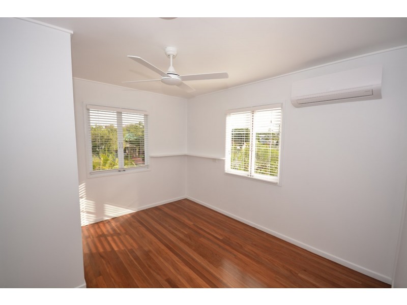 19 Broadwater Street, Runaway Bay QLD 4216