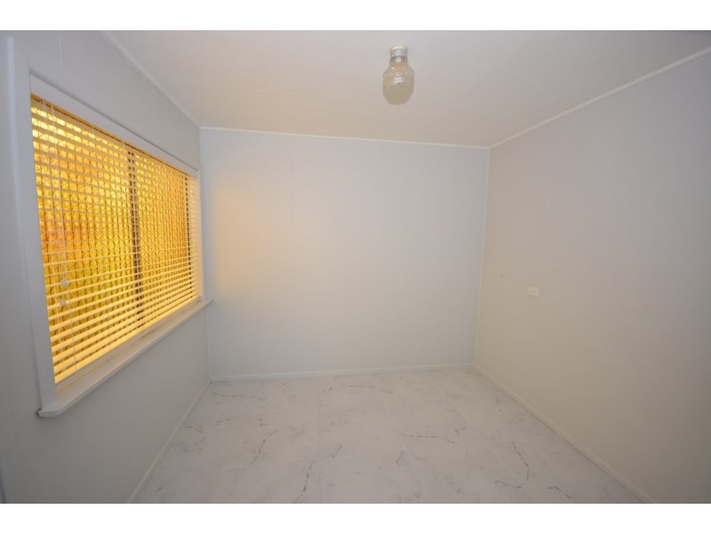19 Broadwater Street, Runaway Bay QLD 4216