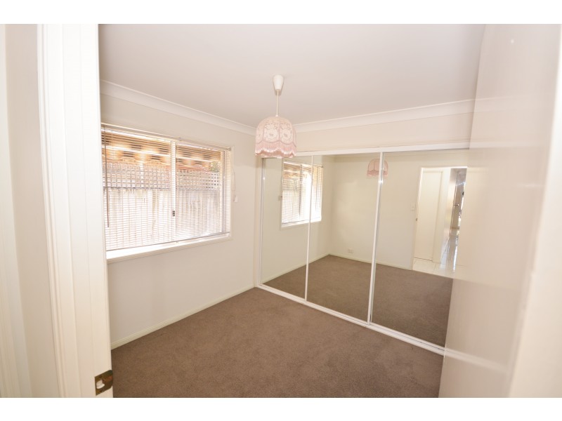 1/5 Liam Court, Labrador QLD 4215