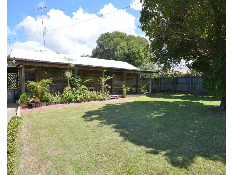 158 Bamboo Avenue, Benowa QLD 4217