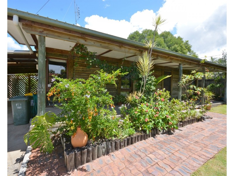 158 Bamboo Avenue, Benowa QLD 4217