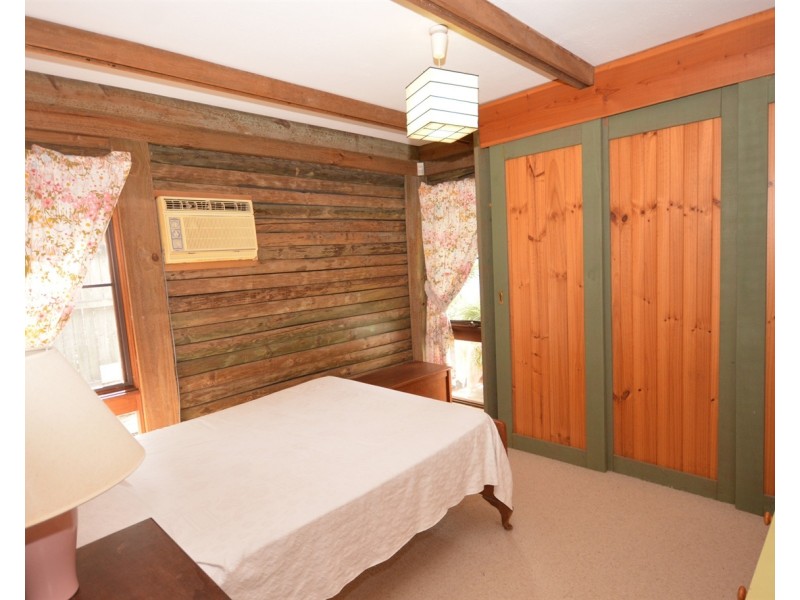 158 Bamboo Avenue, Benowa QLD 4217