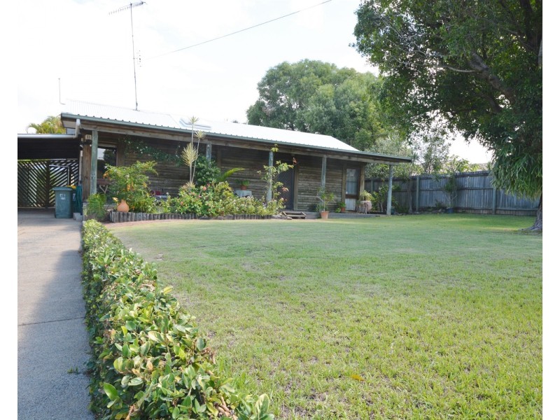 158 Bamboo Avenue, Benowa QLD 4217