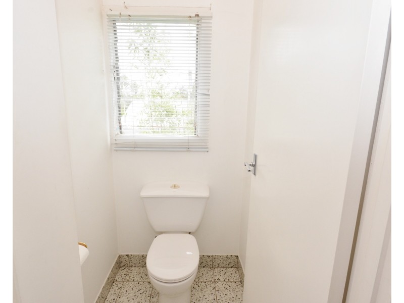 8 Sandy Court, Southport QLD 4215