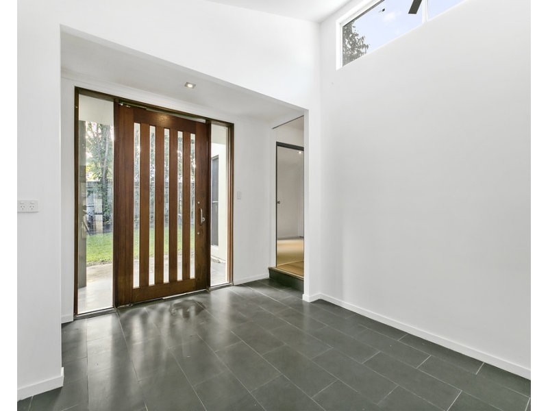 130 Falconer Street, Southport QLD 4215