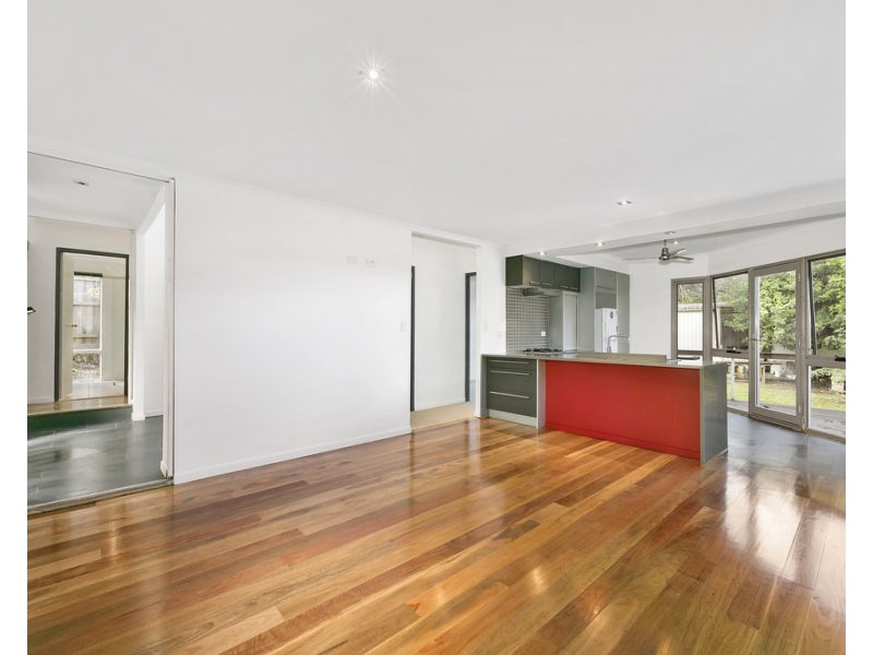 130 Falconer Street, Southport QLD 4215