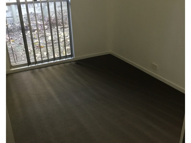 130 Falconer Street, Southport QLD 4215