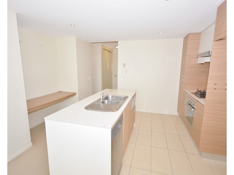 17 Olive/154  Musgrave Avenue, Southport QLD 4215