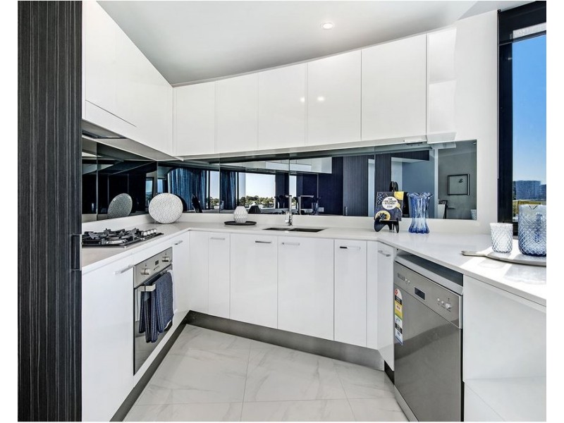 5  Harbourside Court, Biggera Waters QLD 4216