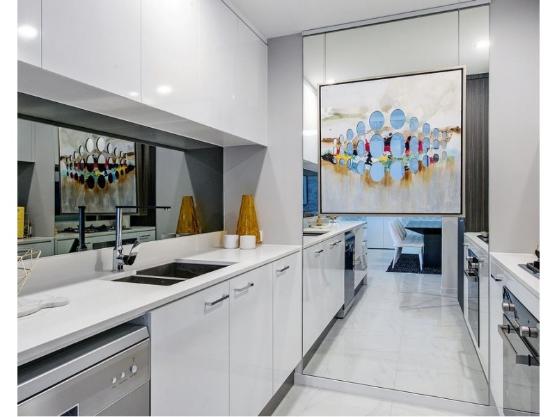 5  Harbourside Court, Biggera Waters QLD 4216