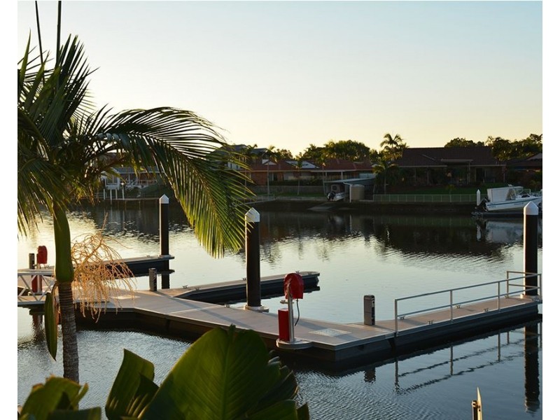 5  Harbourside Court, Biggera Waters QLD 4216