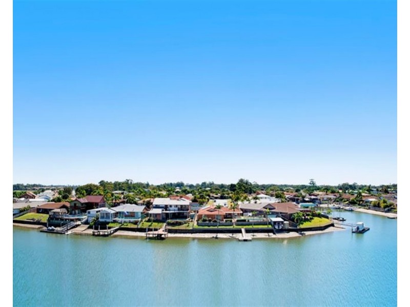 5  Harbourside Court, Biggera Waters QLD 4216