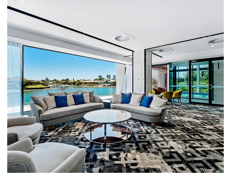 5  Harbourside Court, Biggera Waters QLD 4216