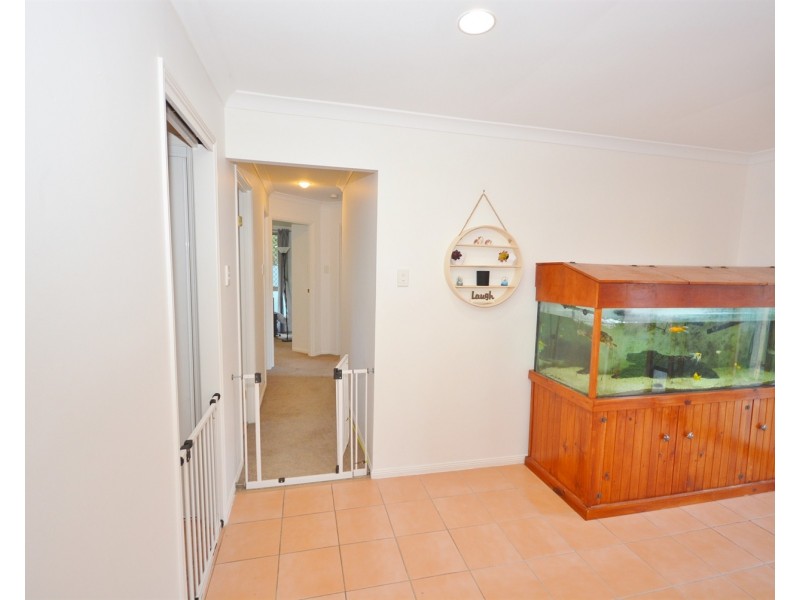 8 Bernini Drive, Coombabah QLD 4216