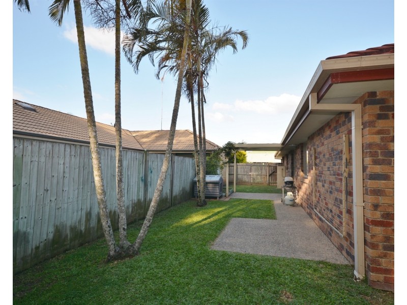 8 Bernini Drive, Coombabah QLD 4216