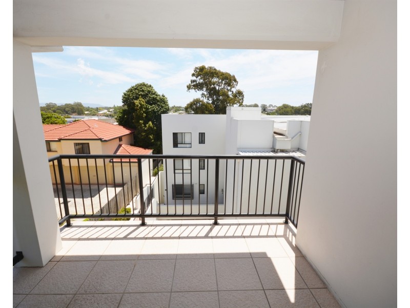 15/15-17 Lloyd Street, Southport QLD 4215