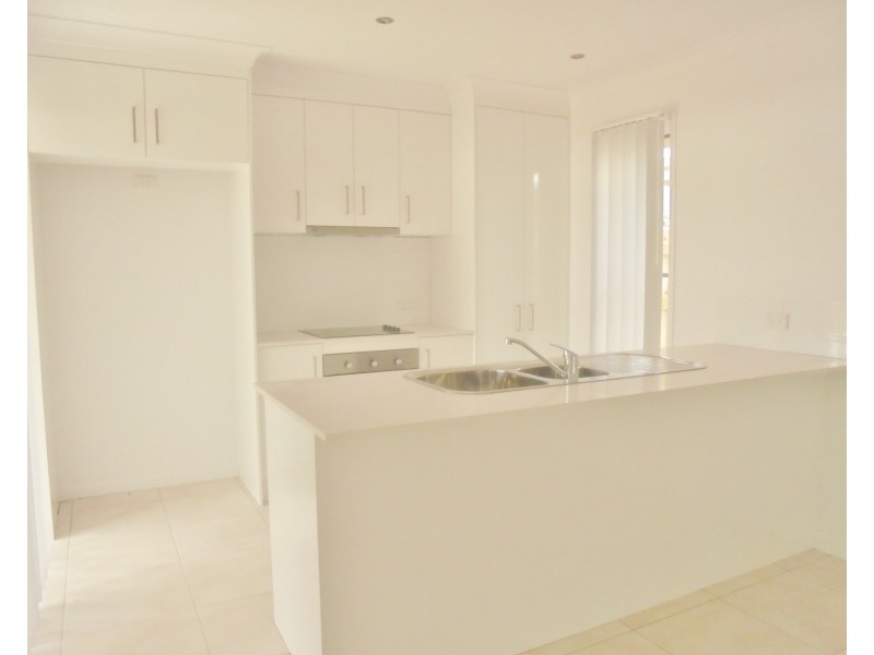 6B Freedman Drive, Willow Vale QLD 4209