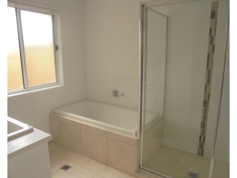 6B Freedman Drive, Willow Vale QLD 4209