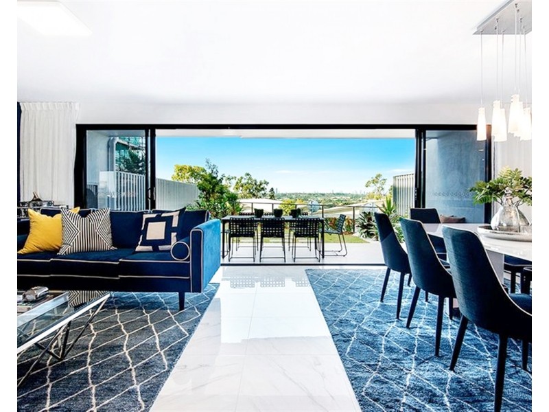 34 John Francis Drive, Carrara QLD 4211