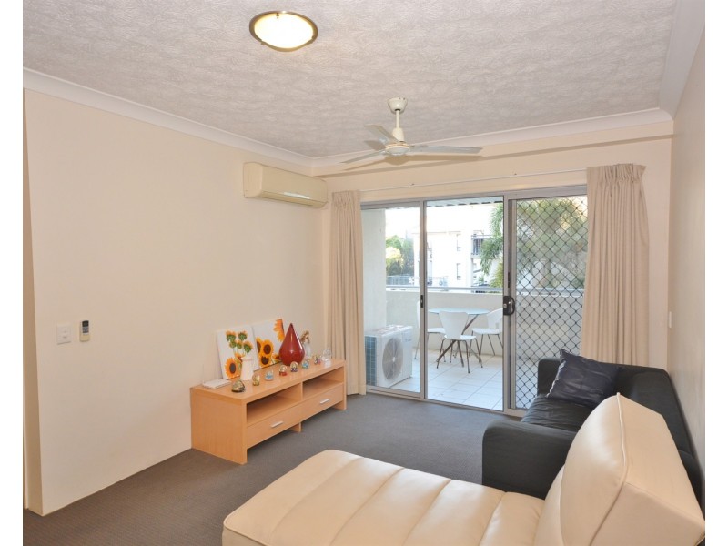 13/52-58  Queen Street, Southport QLD 4215