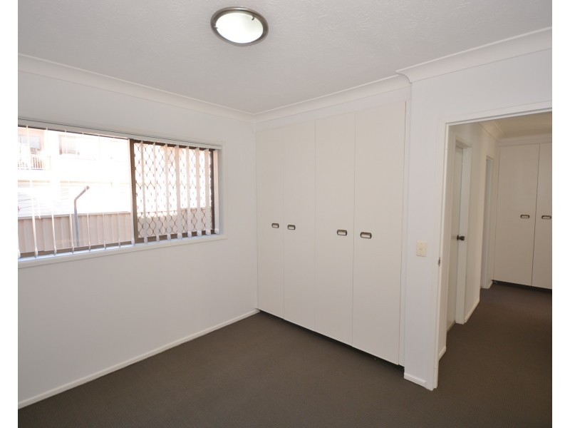 1/209 Scarborough Street, Southport QLD 4215