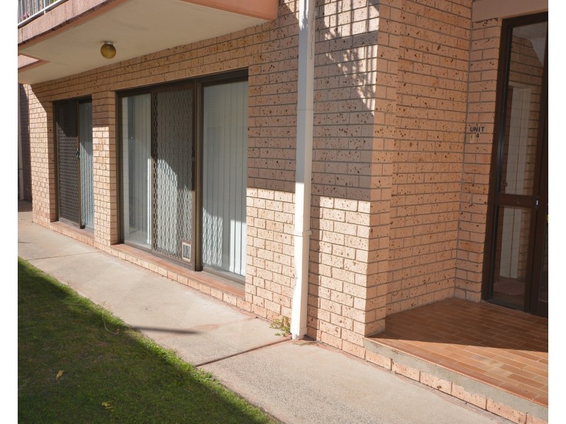 1/209 Scarborough Street, Southport QLD 4215