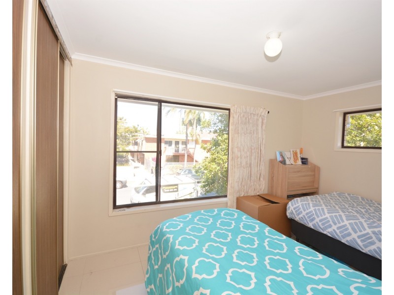 1-4/5 Adori Street, Surfers Paradise QLD 4217