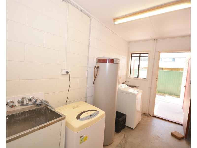 1-4/5 Adori Street, Surfers Paradise QLD 4217