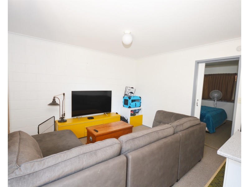 1-4/5 Adori Street, Surfers Paradise QLD 4217