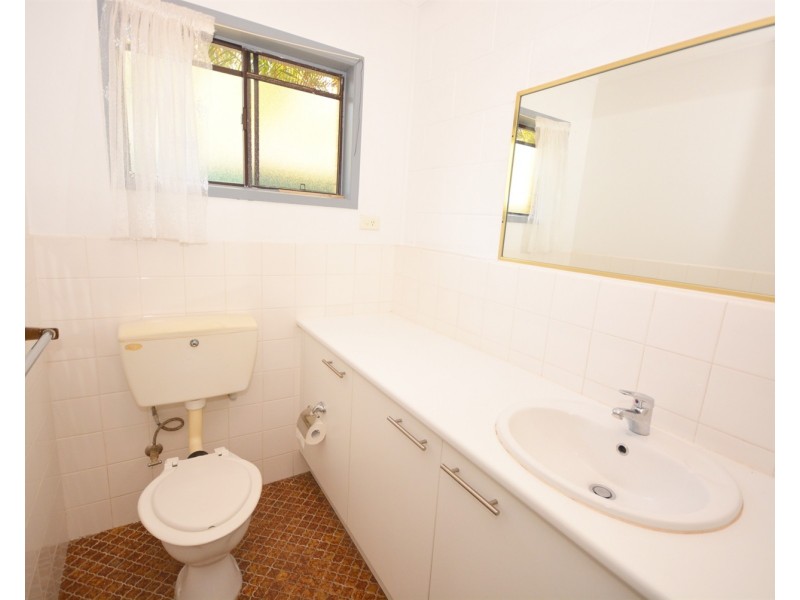 1-4/5 Adori Street, Surfers Paradise QLD 4217