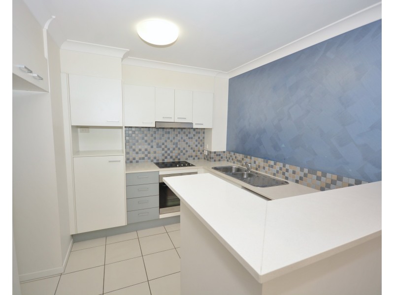12/15-17 Lloyd Street, Southport QLD 4215
