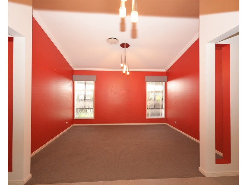 8 Pacha Close, Coomera QLD 4209