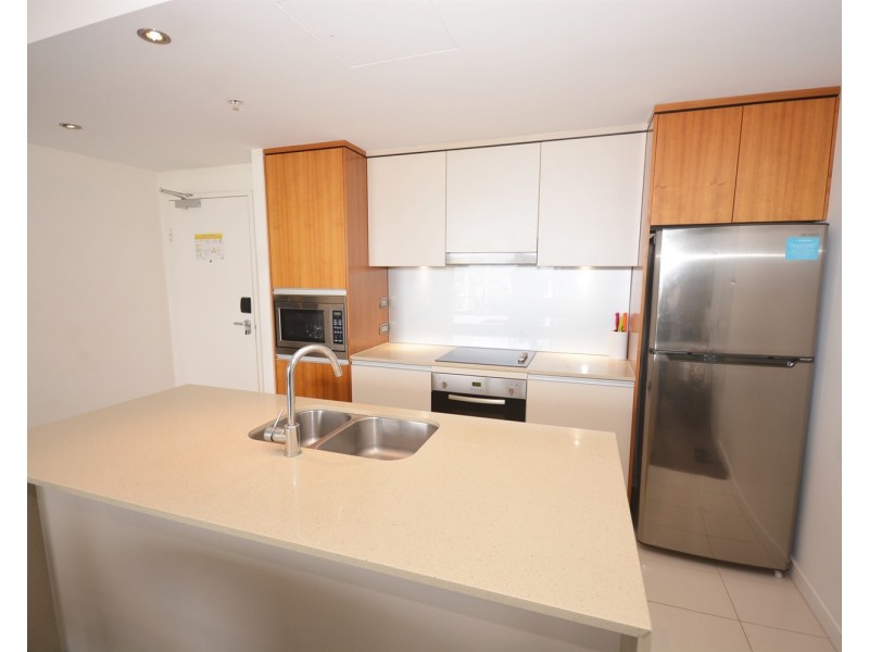 1401/3018 Surfers Paradise Boulevard, Surfers Paradise QLD 4217