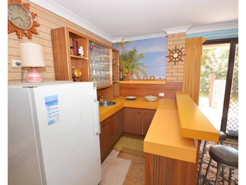 9 Jarmo Crescent, Southport QLD 4215