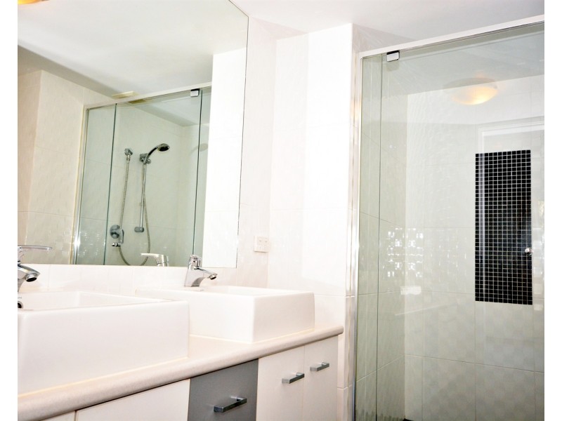 24/15-17 Lloyd Street, Southport QLD 4215