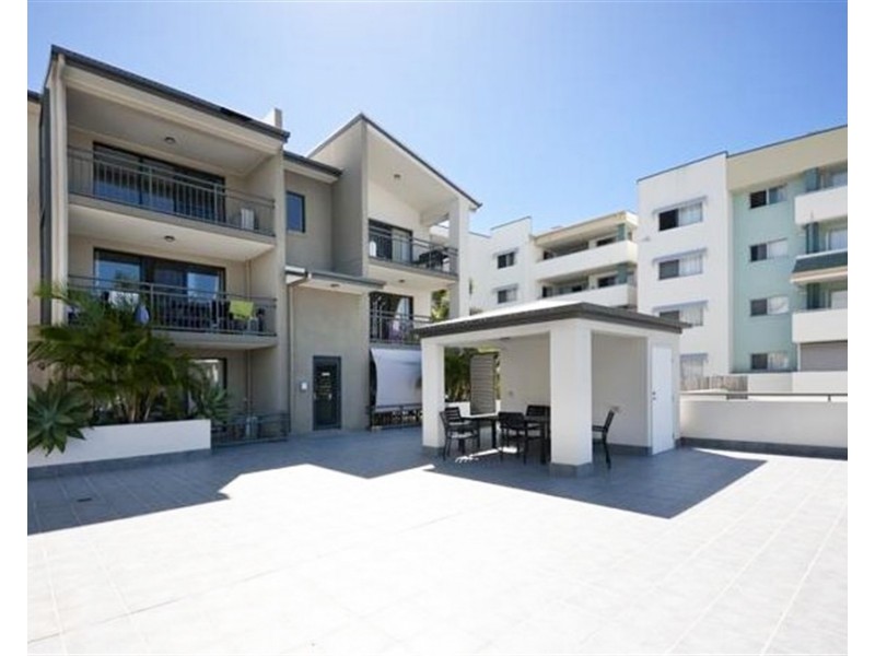 13/46 Lenneberg Street, Southport QLD 4215