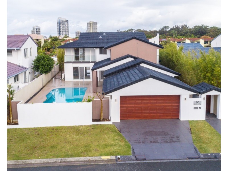 30 Sundance Way, Runaway Bay QLD 4216