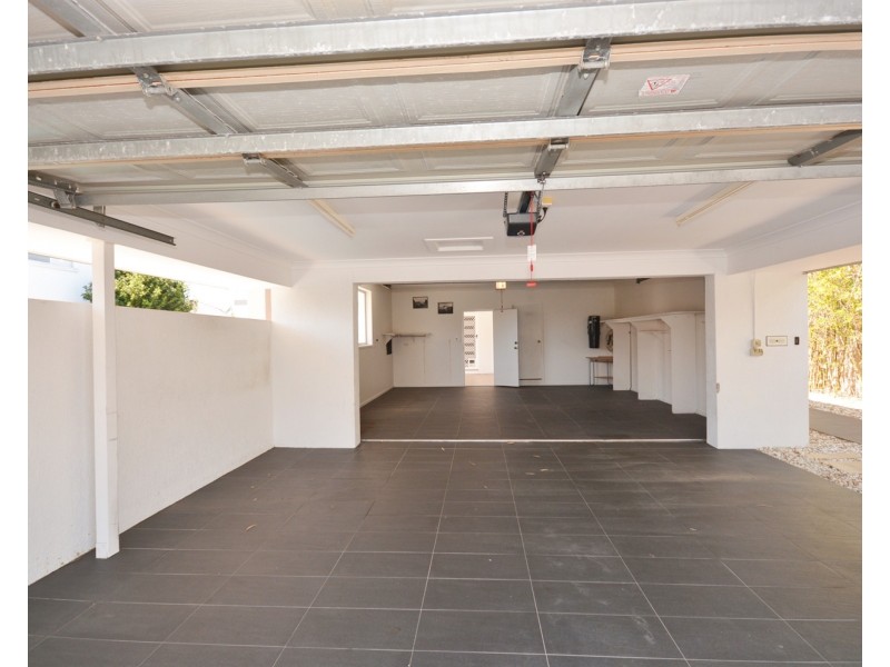 30 Sundance Way, Runaway Bay QLD 4216