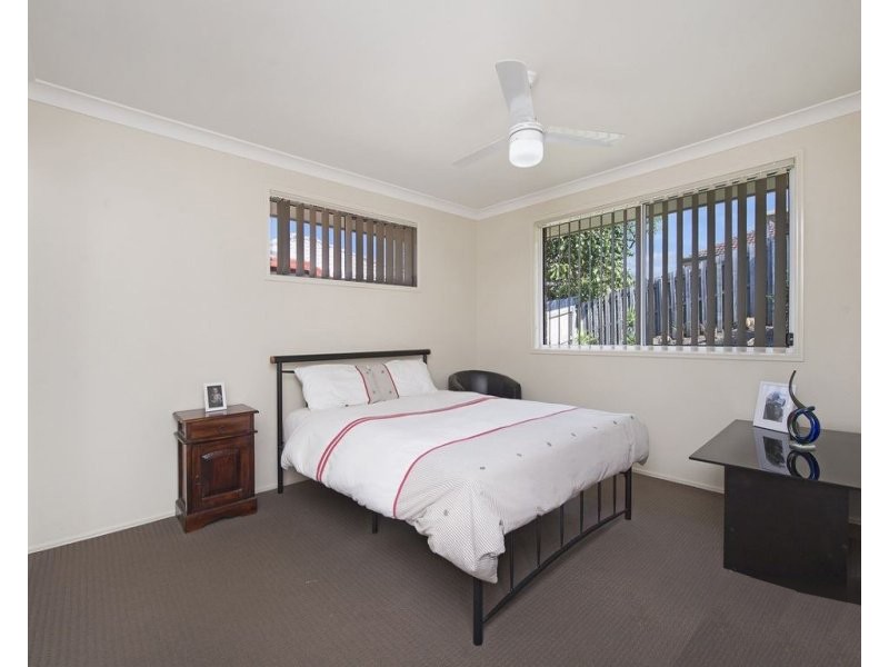 4 Fairweather Drive, Parkwood QLD 4214