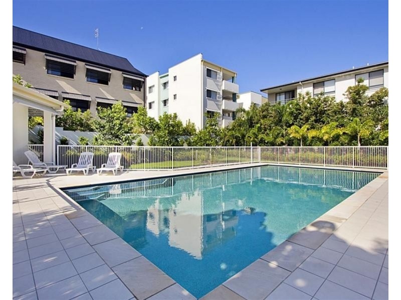 4/52 Queen Street, Southport QLD 4215