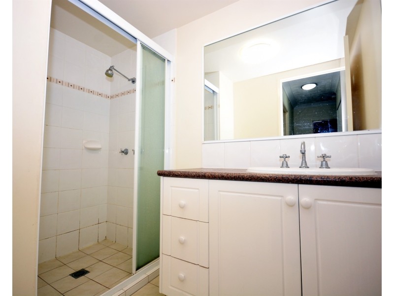 4/52 Queen Street, Southport QLD 4215