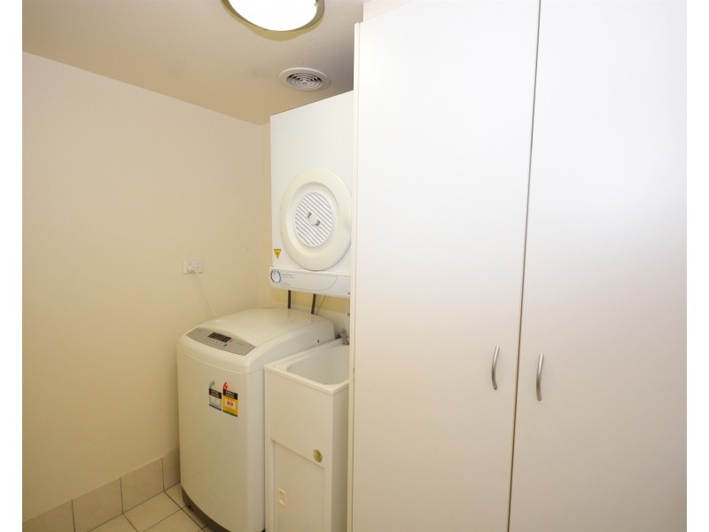 4/52 Queen Street, Southport QLD 4215