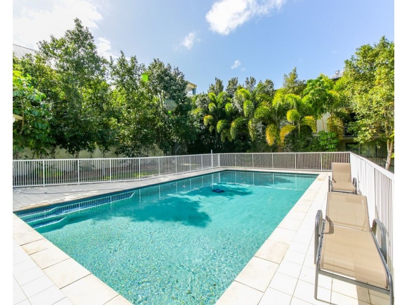 4/52 Queen Street, Southport QLD 4215