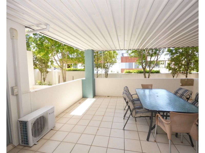 4/52 Queen Street, Southport QLD 4215