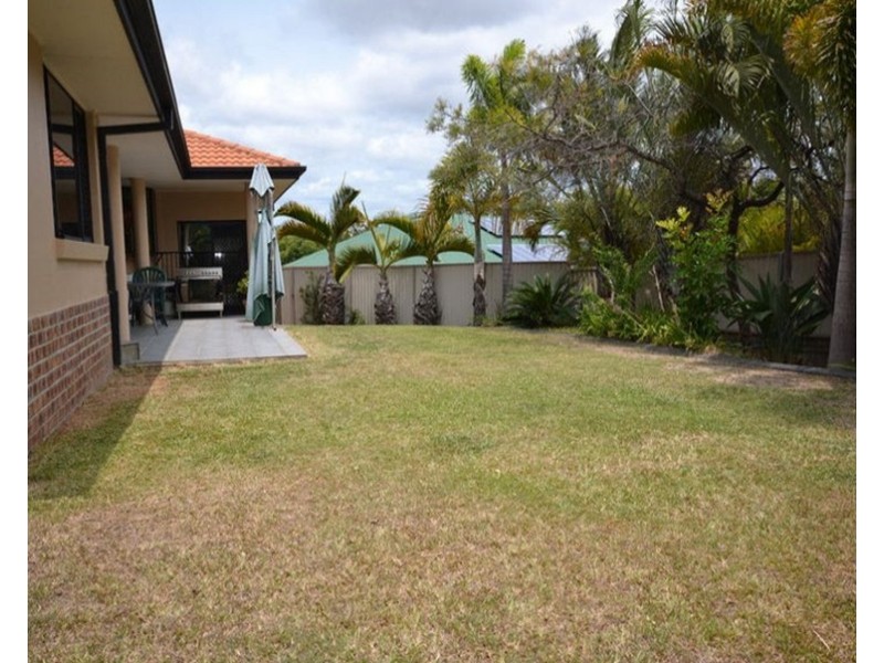 4  Mintwood Place, Molendinar QLD 4214