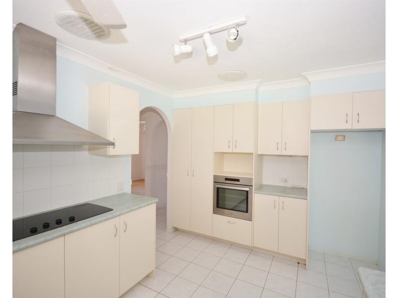 9 Coachwood Court, Burleigh Waters QLD 4220